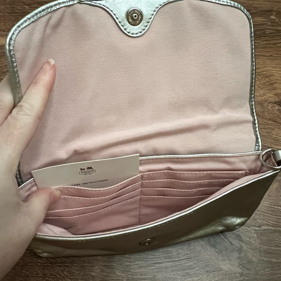 Coach Silver Leather Clutch with Wrist Strap NWT - Picture 3 of 4